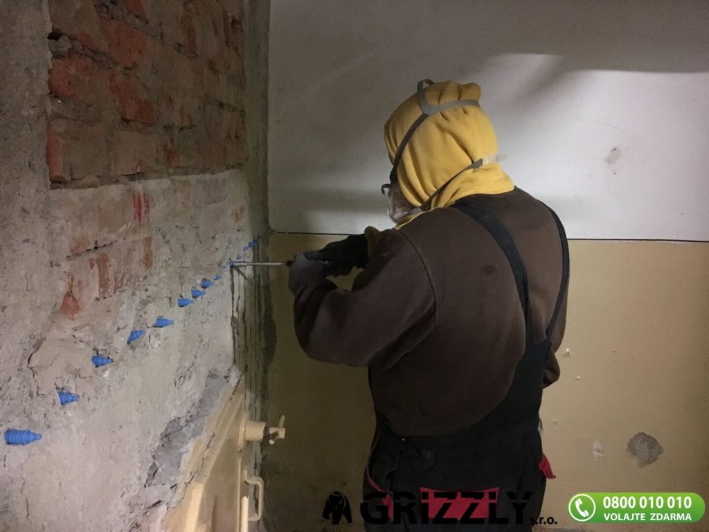 podrezanie muriva základná škola Gemerská v Košiciach